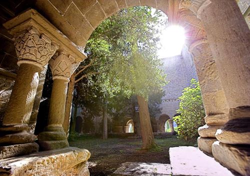 visitar Monasterio de Sant Benet de Bages de barcelona