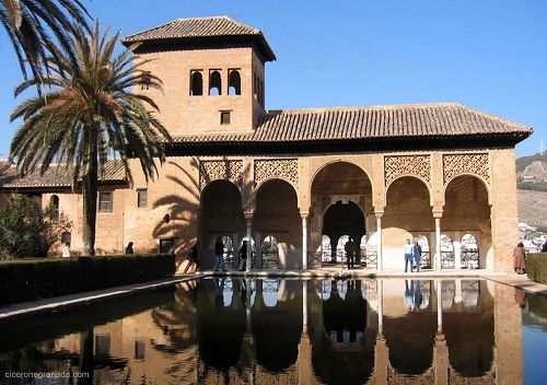 private guided excursions tours visits in granada