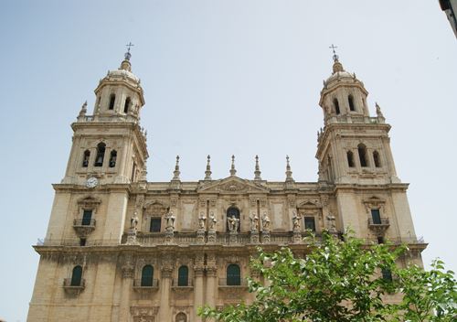 Visitas guiadas tours guiados rutas excursiones por el centro antiguo Casco Histórico de Jaén